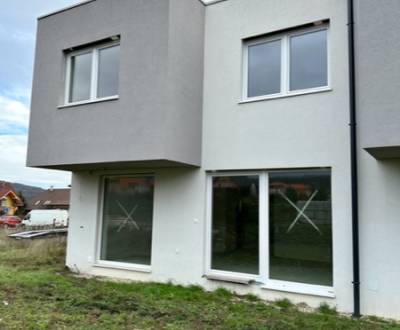 Predaj radového rodinného domu, Pezinok, Kučišdorf