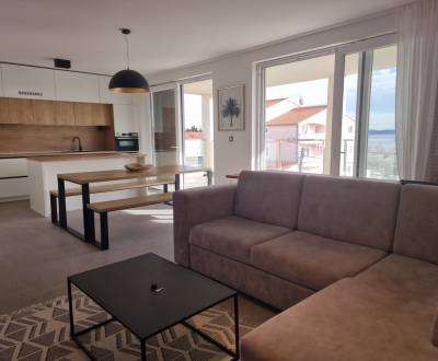 CROATIA - 4-room apartment with sea view - VODICE