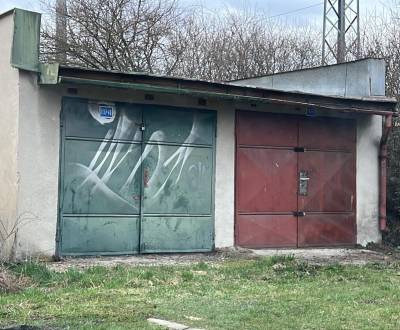 Sale Garage, Garage, Cesta k Smrečine, Banská Bystrica, Slovakia