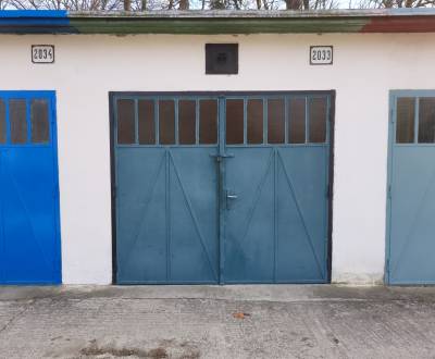 Sale Garage, Garage, Obrancov mieru, Púchov, Slovakia