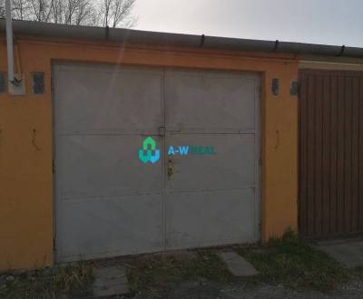 Murovaná garáž na Športovej ulici v Dunajskej Strede