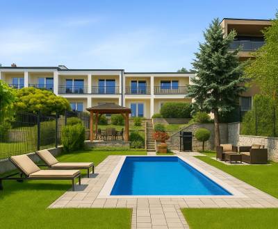 FOR SALE 5 BEDROOM FAMILY HOUSE WITH GREAT VIEW,GARAGE,QUIET LOCATION