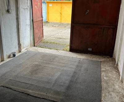 Sale Garage, Garage, Teplická, Bratislava - Nové Mesto, Slovakia