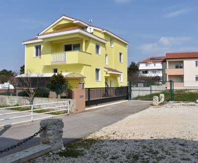 CROATIA - Apartment house with three apartments - VRSI, Zadar