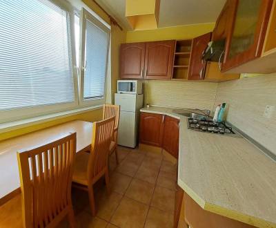 Rent One bedroom apartment, One bedroom apartment, Komenského, Poprad,