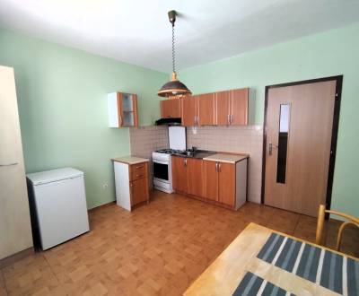 Sale Studio, Studio, Beethovenova, Nitra, Slovakia