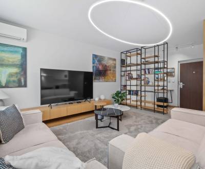 Spacious 4-Room Apartment with Terrace in Prestigious Koliba