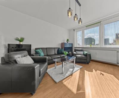 BA/PETRŽALKA-Sale of a spacious 3-room apartment with a loggia 