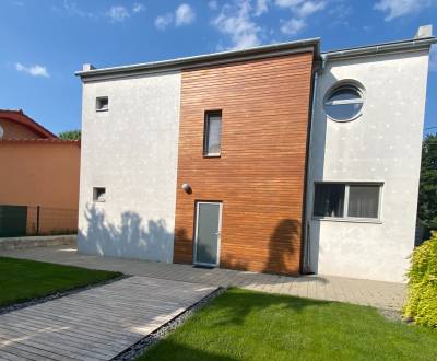 For rent 2-bedroom apartment with garden, in Nitra city center