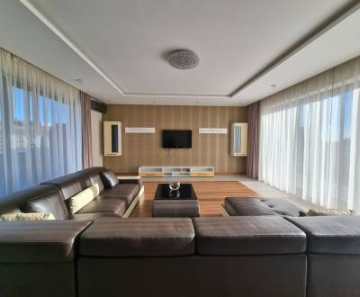 RENT - Unique, luxury flat 148 m2 + terraces - Nitra