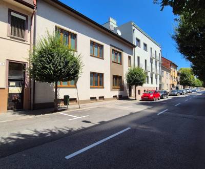 Rent Four+ bedroom apartment, Four+ bedroom apartment, Piešťany, Slova