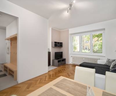 Sale Two bedroom apartment, Two bedroom apartment, Karadžičova, Bratis