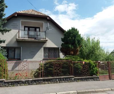 Searching for Family house, Family house, Banská Bystrica, Slovakia