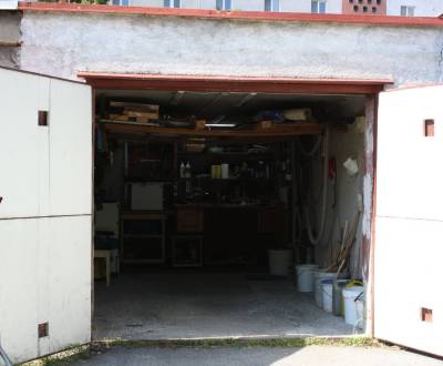 Sale Garage, Garage, Varšavská, Bratislava - Nové Mesto, Slovakia