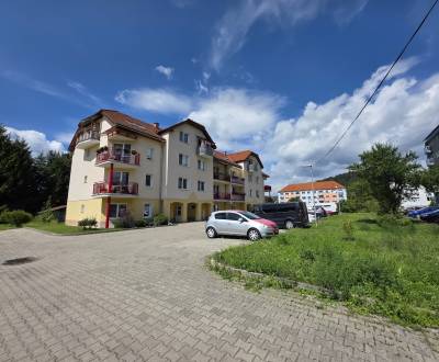 Sale Three bedroom apartment, Three bedroom apartment, Mierová, Banská