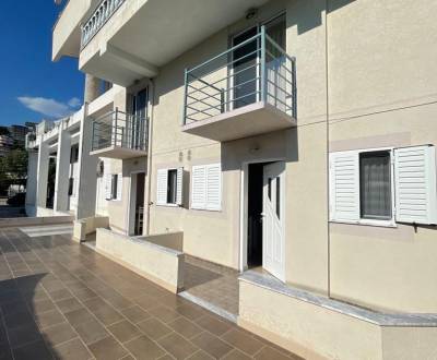 Sarandë - 2 separate duplex apartments together for a great price