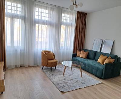 Rent Two bedroom apartment, Two bedroom apartment, Moyzesova, Košice -