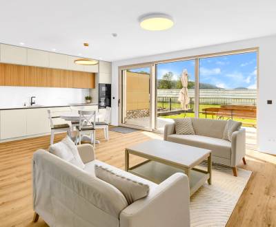 Beautiful 4-bdr terraced house, Wolfsthal, furnished, 2 parking spaces