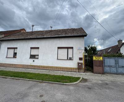 Sale Family house, Family house, Cintorínska, Levice, Slovakia