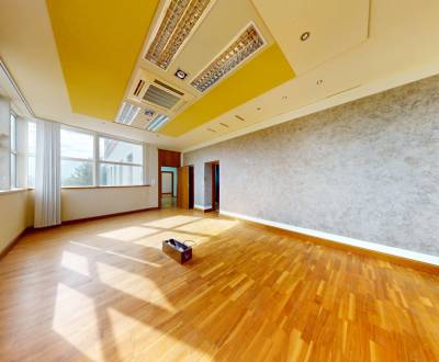 Rent Three bedroom apartment, Three bedroom apartment, Vajnorská, Brat