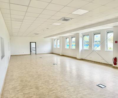 Modern Office Spaces for Rent Near KIA Plant in Teplička nad Váhom