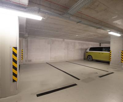 EXCLUSIVE Parking for rent in Bratislava, Klingerka 