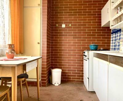 Sale Two bedroom apartment, Two bedroom apartment, Mederčská, Komárno,