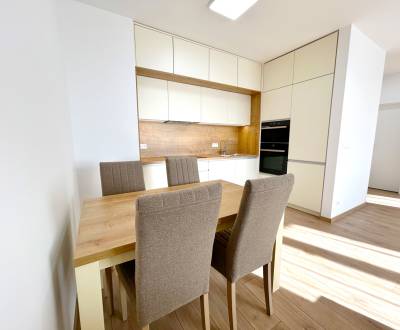 Rent One bedroom apartment, One bedroom apartment, Karpatská, Poprad, 