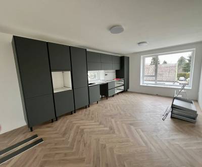 Rent Two bedroom apartment, Two bedroom apartment, Budovateľská, Senec