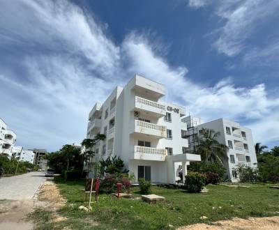 Modern Two-Bedroom Apartment with Pool Access in Fumba Town