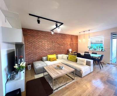 Sale Three bedroom apartment, Three bedroom apartment, Kondrótova, Sen