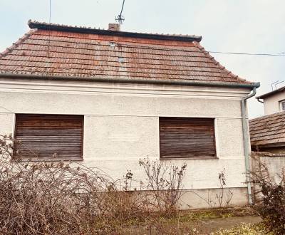 Sale Family house, Family house, Bešeňovská ulica, Nové Zámky, Slovaki