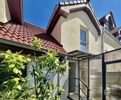 Sale Four+ bedroom apartment, Four+ bedroom apartment, Jánošíkovská, S