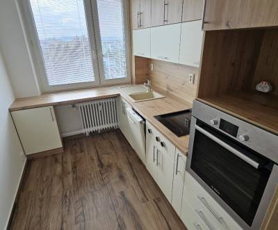 Modern 3-Room Apartment with Stunning Views in Piešťany