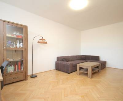Rent One bedroom apartment, One bedroom apartment, Soblahovská, Trenčí