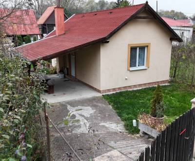 Vojka nad Dunajom - 3-room house with garden for living and recreation