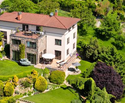 Sale of a Unique Family Residence in Bôrik, Údolná, Old Town, BA I