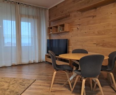Rent Three bedroom apartment, Three bedroom apartment, Karpatská Resid