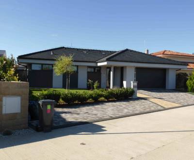 Searching for Family house, Family house, Banská Bystrica, Slovakia