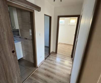 Sale Two bedroom apartment, Two bedroom apartment, Cintorínska, Levice