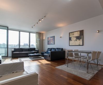 Modern 1-bedroom apartment with balcony, Eurovea