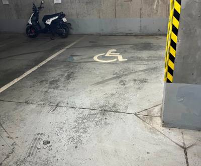 Sale Garage, Garage, Mäsiarska, Košice - Staré Mesto, Slovakia