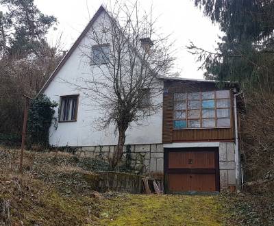 Charming Two-Story Cottage in Serene Striebornica Location