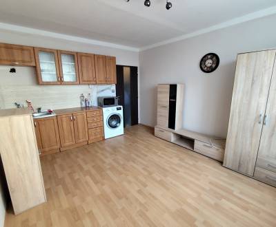 Rent Single studio, Single studio, Nové Zámky, Slovakia