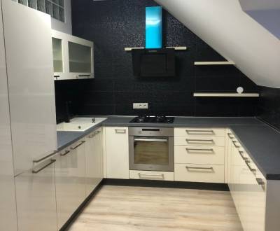 Rent Three bedroom apartment, Three bedroom apartment, Rudlovská cesta