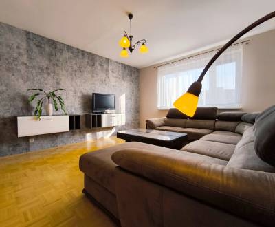 Rent Two bedroom apartment, Two bedroom apartment, Belinského, Bratisl