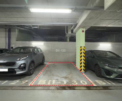 RIVERS Parking place in garage URBAN RESIDENCE