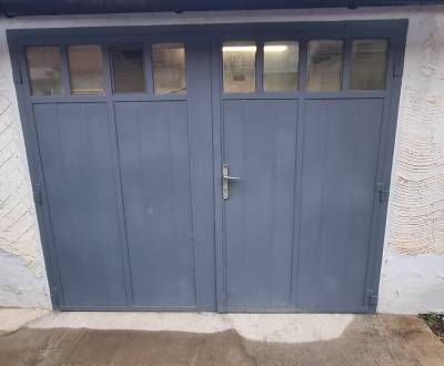 Sale Garage, Garage, Prachatická, Zvolen, Slovakia