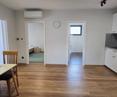 Rent Two bedroom apartment, Two bedroom apartment, Gábora Steinera, Tr