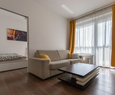RESERVATION Atractive 1-bedroom apartment with terrace